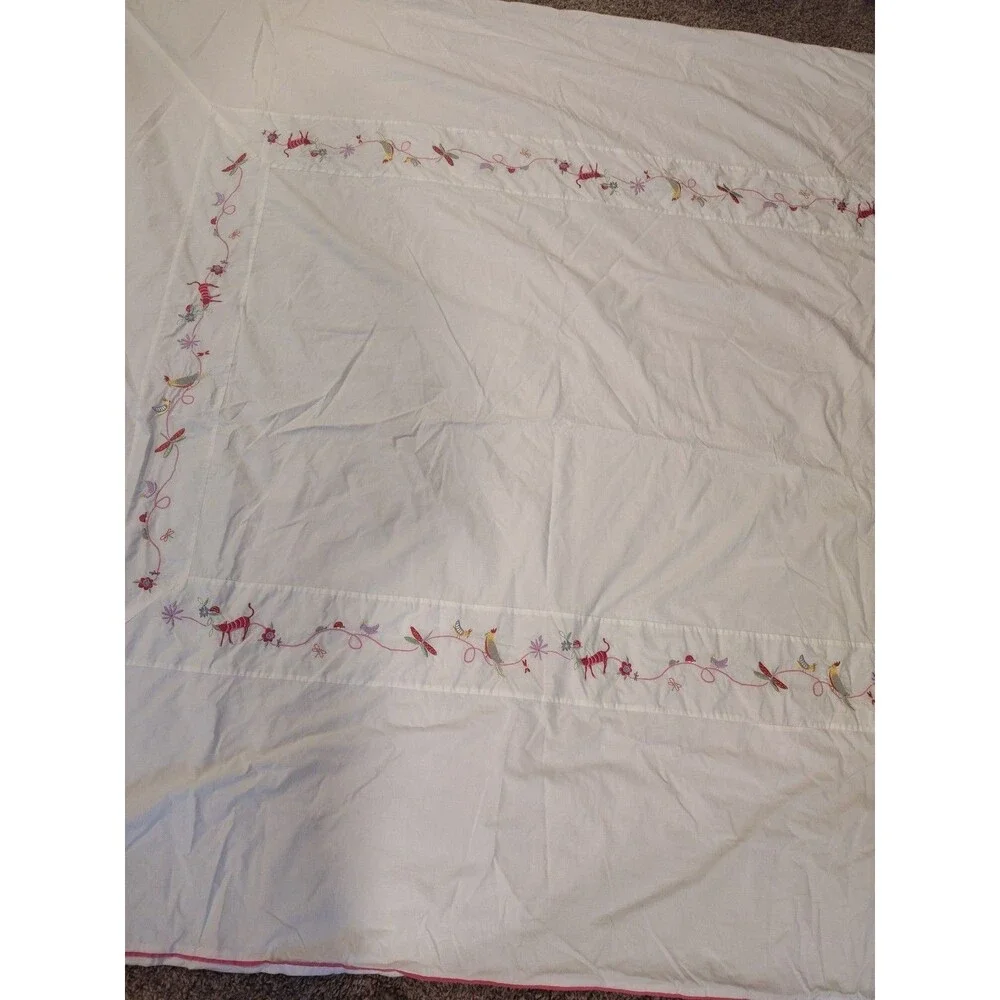 Pottery Barn kids Duvet Cover 100% Cotton White with Pink Embroidery Twin 85x62